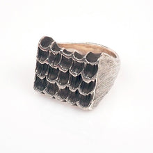 Load image into Gallery viewer, Weird Wave Ring 20 Piece Edition