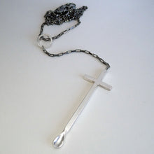 Load image into Gallery viewer, Spoon Cross Rosary
